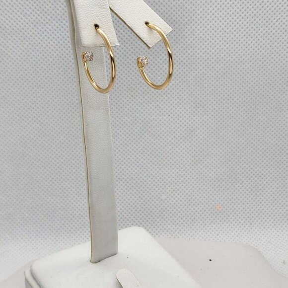 Jewelry - Brand New  Brazilian 18k Gold Filled Round Gem Earrings